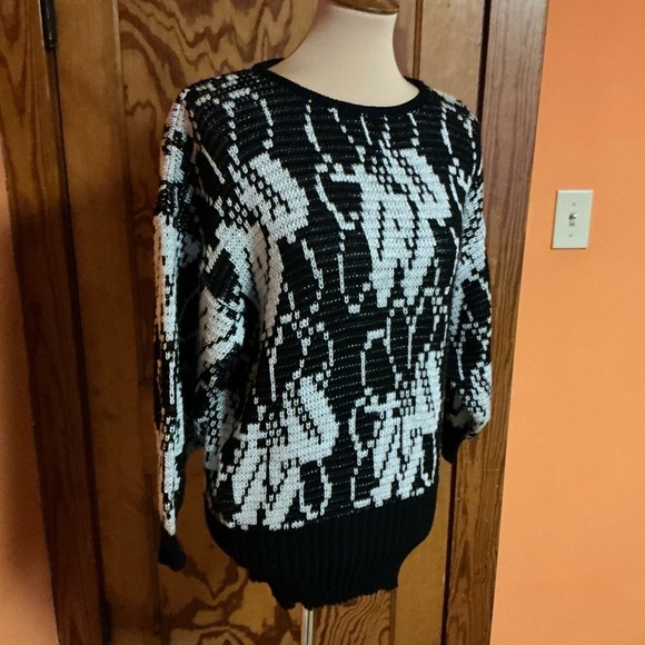 Vintage 80s sparkly abstract art sweater - Picture 8 of 10